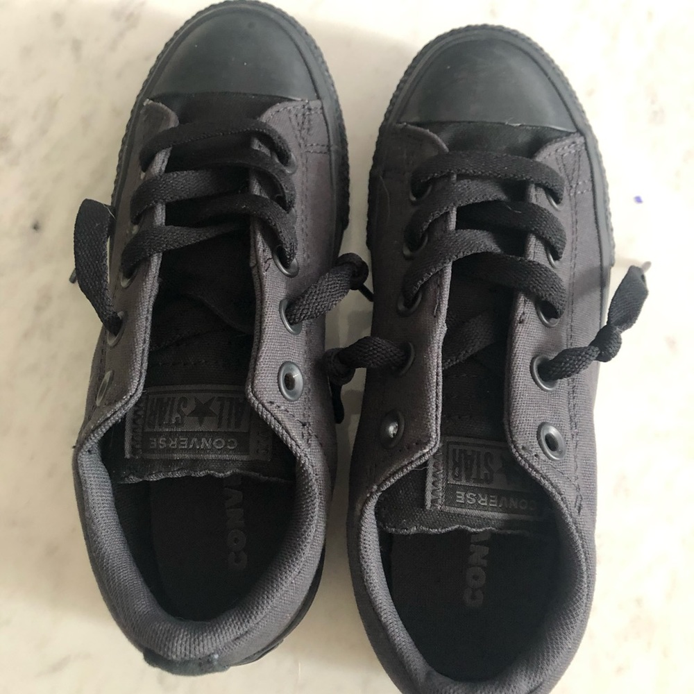 Big boys size 2 black Converse All Star sneakers